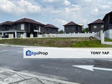 [LAND SALE] near Eco Majestic & Baris Place Semenyih. , Selangor, Semenyih