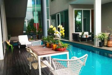 Perdana Lakeview East