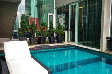 Perdana Lakeview East