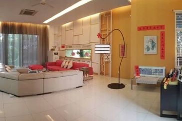 Perdana Lakeview East