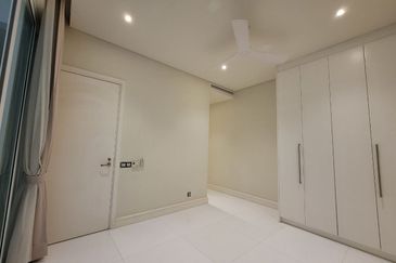 East Residence @ KLGCC