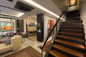 East Residence @ KLGCC