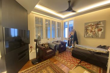 East Residence @ KLGCC