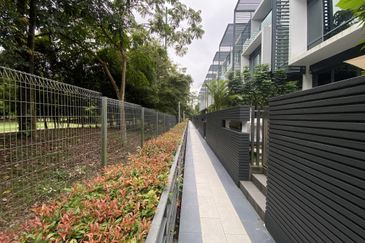 East Residence @ KLGCC