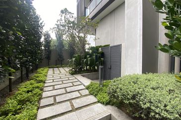 AIRA Residence