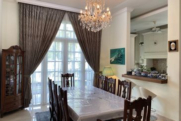 Perdana Lakeview East