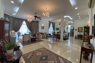 Perdana Lakeview East