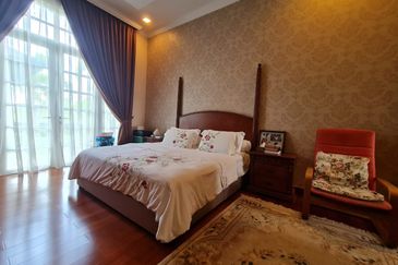 Perdana Lakeview East