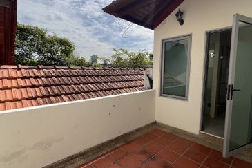 Sri Bukit Persekutuan