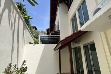 Sri Bukit Persekutuan