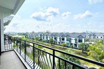 Isle of Kamares, Setia Eco Glades