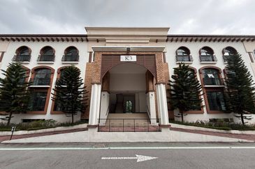 Isle of Kamares, Setia Eco Glades