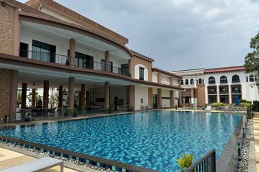 Isle of Kamares, Setia Eco Glades