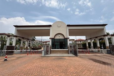 Isle of Kamares, Setia Eco Glades