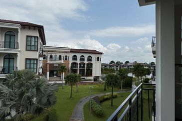 Isle of Kamares, Setia Eco Glades