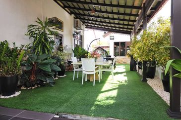 Desa Pinggiran Putra