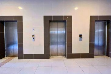 Taipan Business Centre, USJ 10