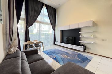 Symphony Hills Schumann