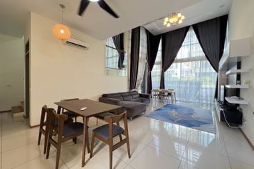 Symphony Hills Schumann