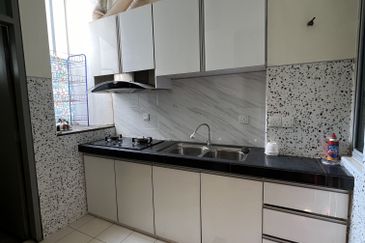 Symphony Hills Schumann