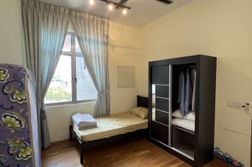 Symphony Hills Schumann