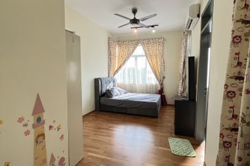 Symphony Hills Schumann