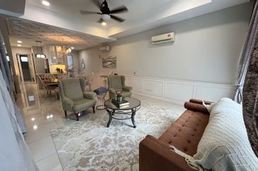 Symphony Hills Schumann