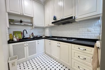 Symphony Hills Schumann