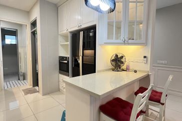 Symphony Hills Schumann