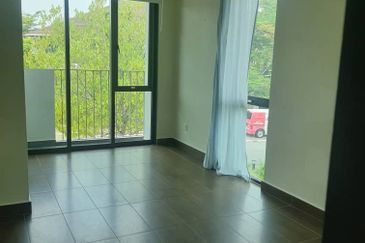 Charms of Nusantara, Setia Eco Glades