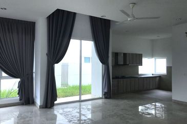 Jacaranda Garden Residence