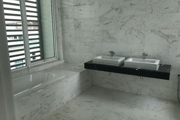 Jacaranda Garden Residence