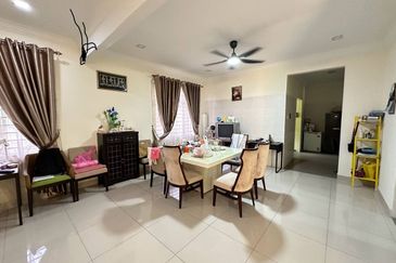 BANDAR ENSTEK (JENTAYU)