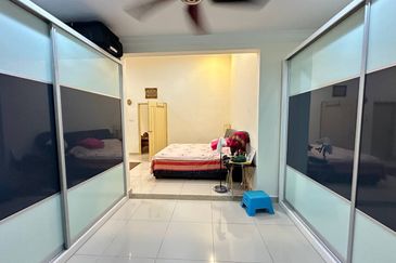 BANDAR ENSTEK (JENTAYU)