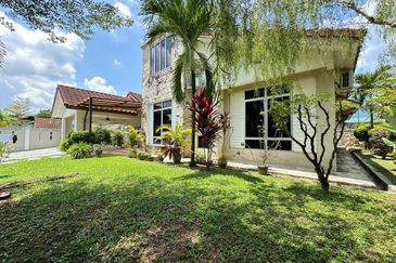 BANDAR ENSTEK (JENTAYU)