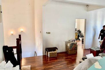 BANDAR ENSTEK (JENTAYU)