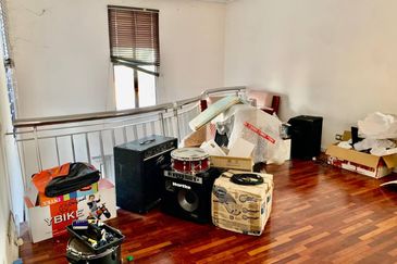 BANDAR ENSTEK (JENTAYU)