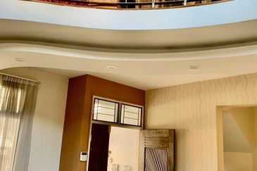 BANDAR ENSTEK (JENTAYU)