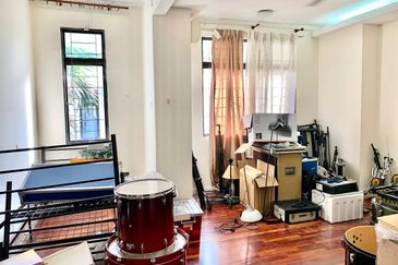 BANDAR ENSTEK (JENTAYU)