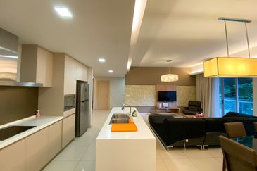 Suasana Bukit Ceylon