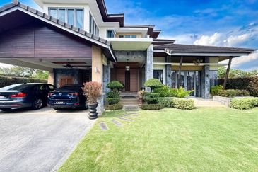 Perdana Lakeview East