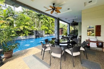 Perdana Lakeview East