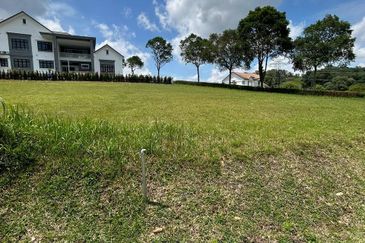 Perdana Hills ( Presint 11 )