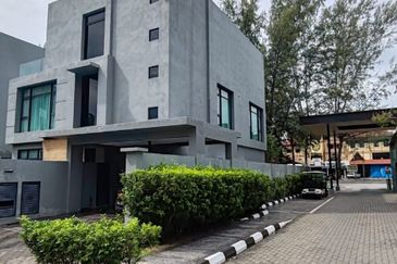 KAWASAN PANTAI CENANG