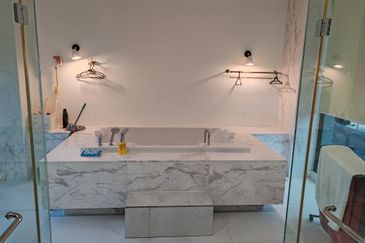 KAWASAN PANTAI CENANG