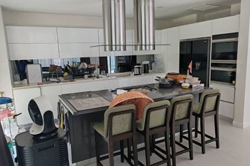 KAWASAN PANTAI CENANG