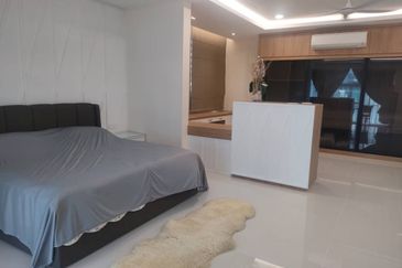 Jacaranda Garden Residence