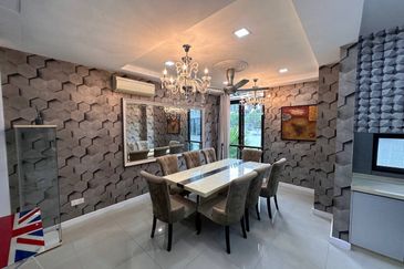 Mozart, Symphony Hills