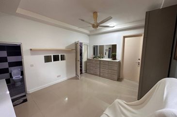 Mozart, Symphony Hills