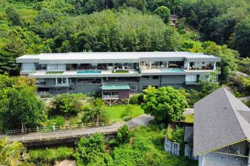 KAWASAN PANTAI CENANG